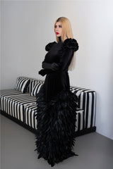 Long sleeve velvet dress with puffed shoulders and fathered skirt -ODD- ISLA