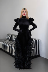 Long sleeve velvet dress with puffed shoulders and fathered skirt -ODD- ISLA