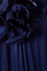 One-shoulder pleated gown with oversized floral detail – ODD- NAVIL