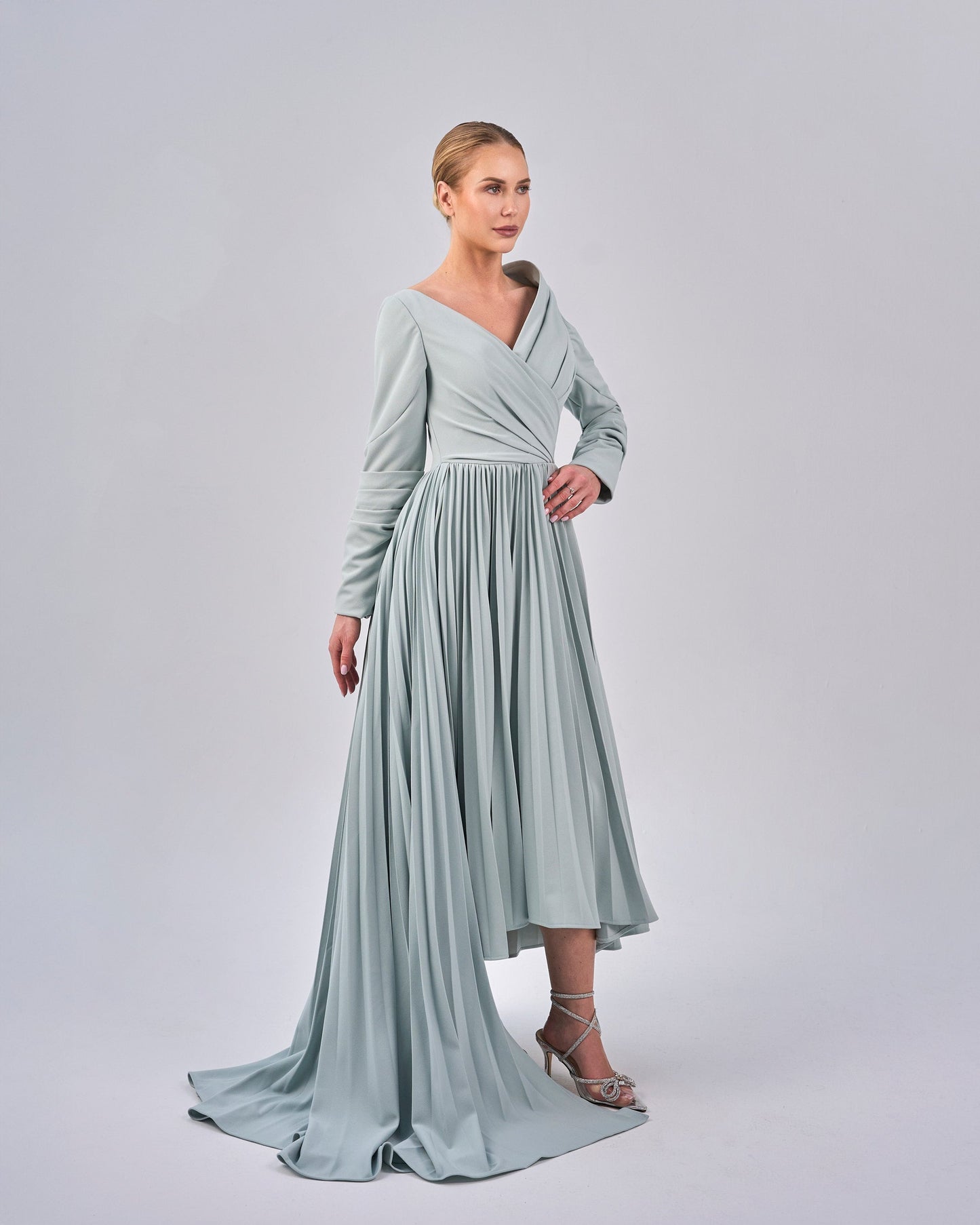 Draped - Pleated dress with asymmetrical neckline - ODD-ELODIE