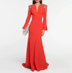 فستان كتف مطرز بالترتر وأكمام طويلة - ODD-Sukhjot