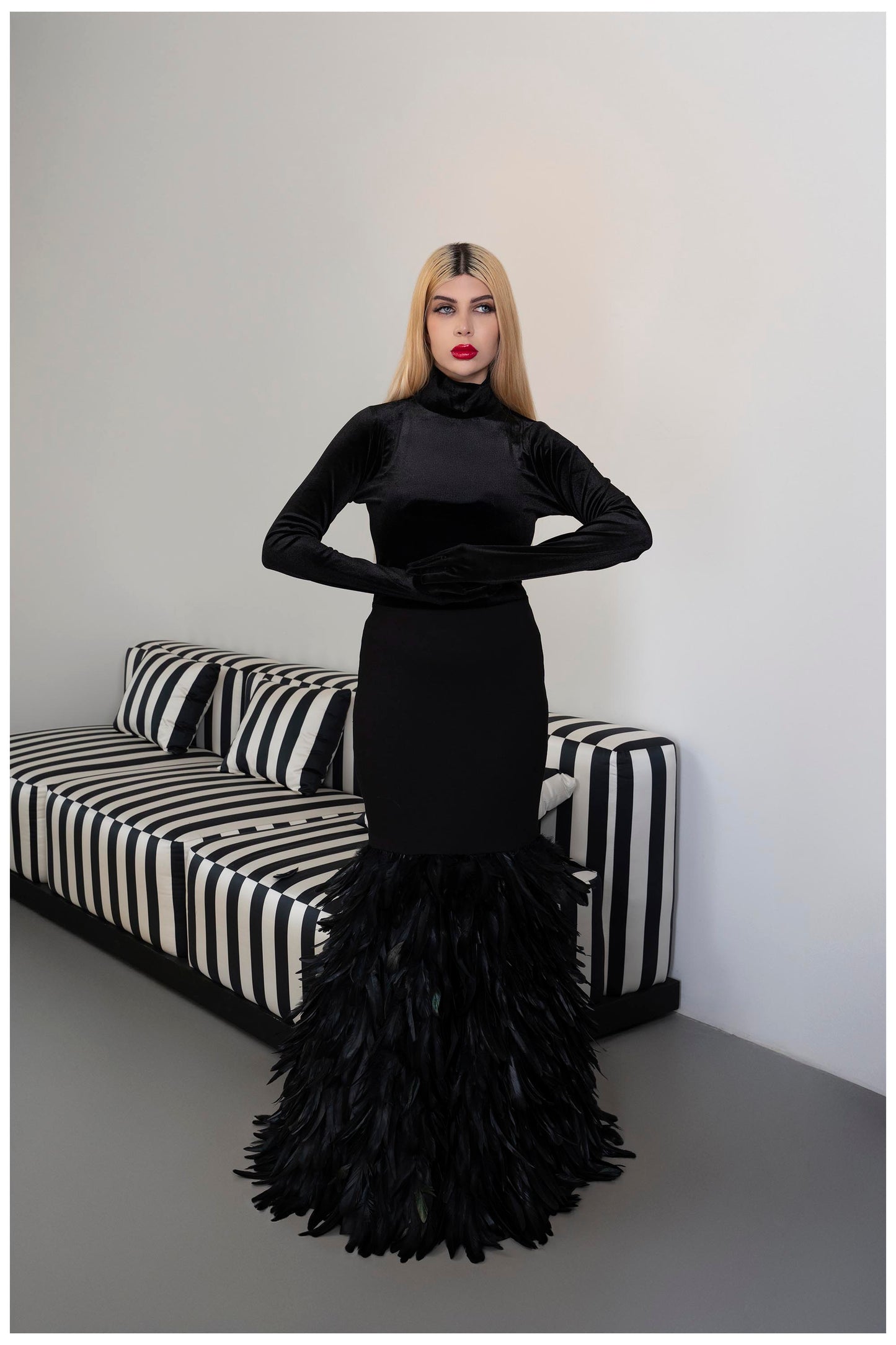Long sleeve dress with velvet top and feathered fishtail train -ODD- NYLA