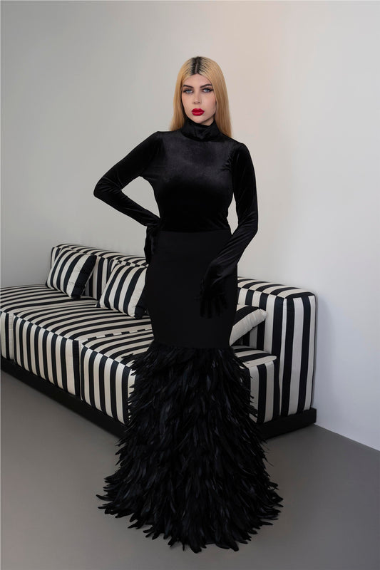 Long sleeve dress with velvet top and feathered fishtail train -ODD- NYLA