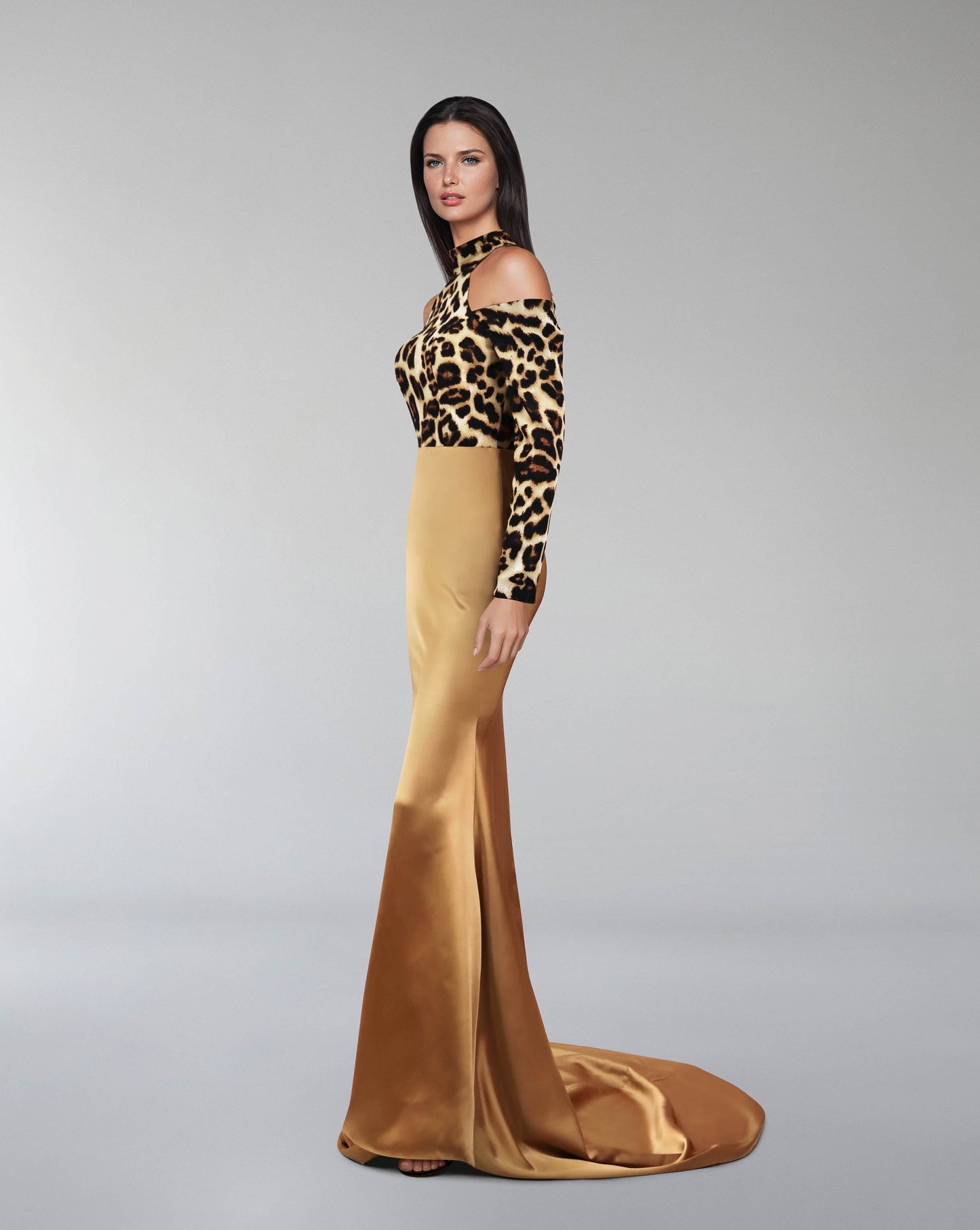 Shoulders off leopard dress with train - ODD-LOSAR