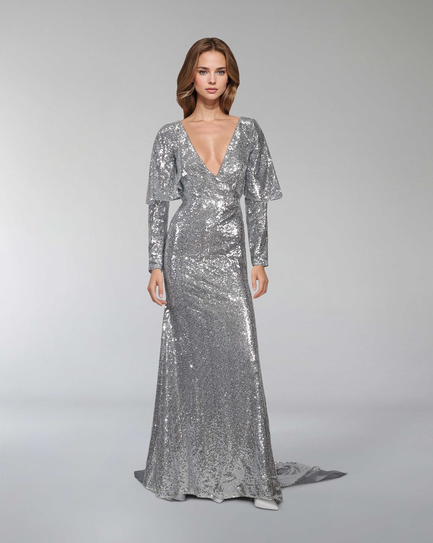 Sequined V-neckline dress with train - ODD-SAGE