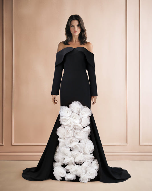 ODD-Strapless black dress with 3D flowers and a train