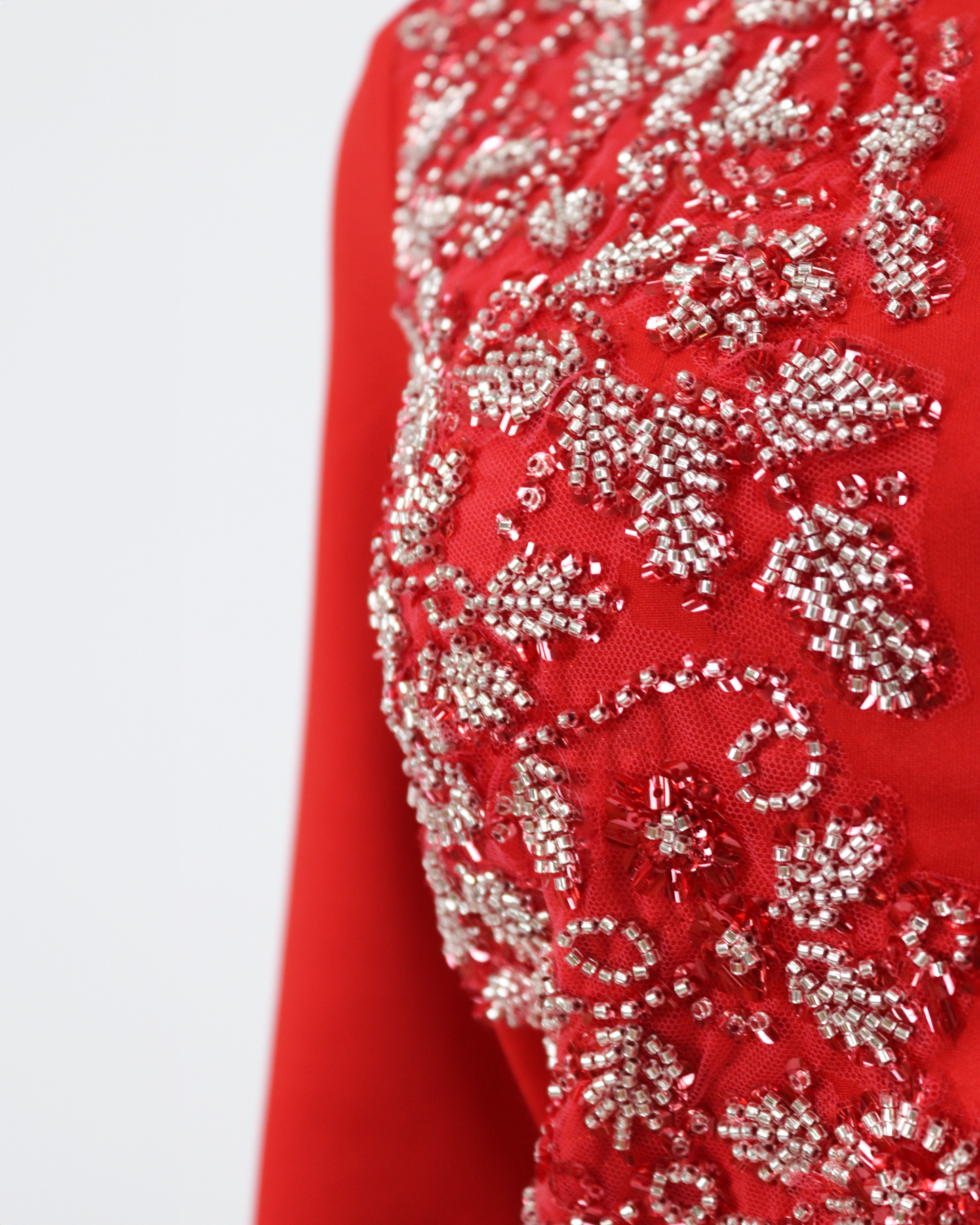 ODD-Red Floor-Length Beaded Dress with Puffed Sleeves