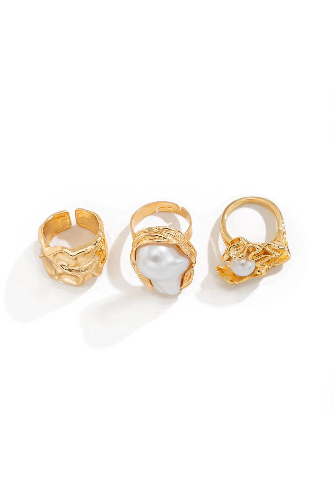 Metal Wrinkled Pearl Rings