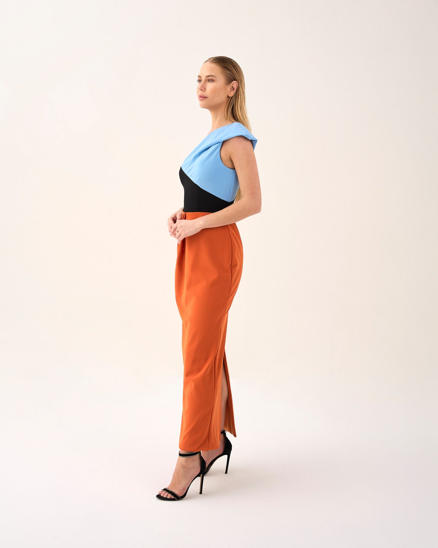 Asymmetrical cut & multicoloured dress - ODD-AMARA