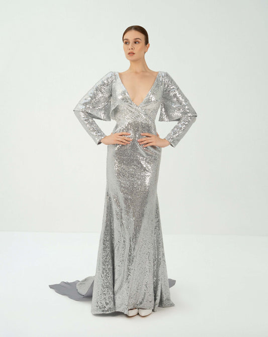 Sequined V-neckline dress with train - ODD-SAGE