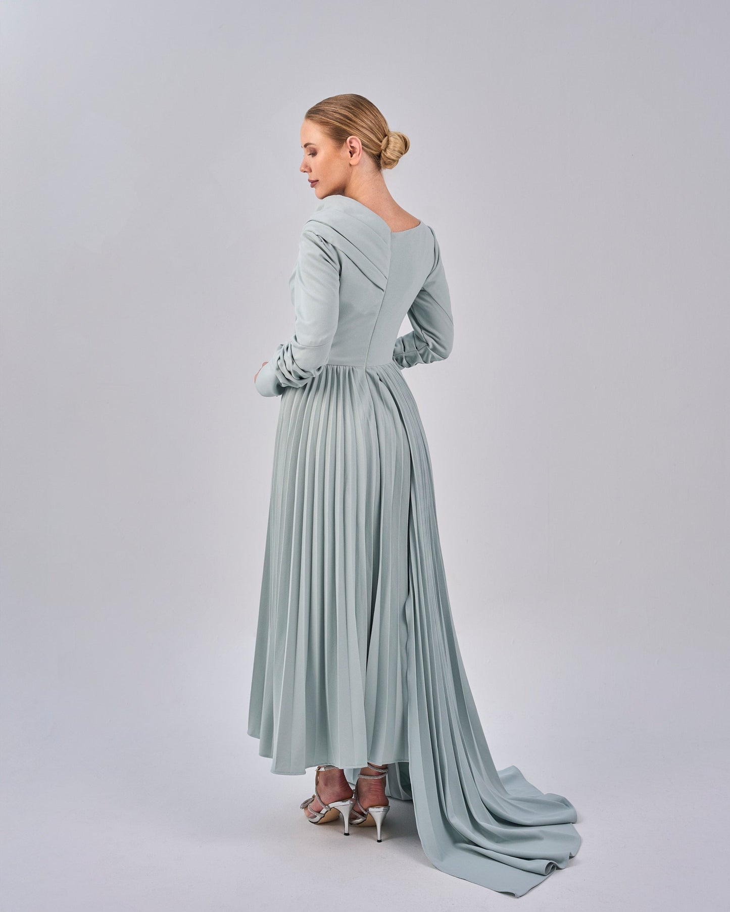 Draped - Pleated dress with asymmetrical neckline - ODD-ELODIE
