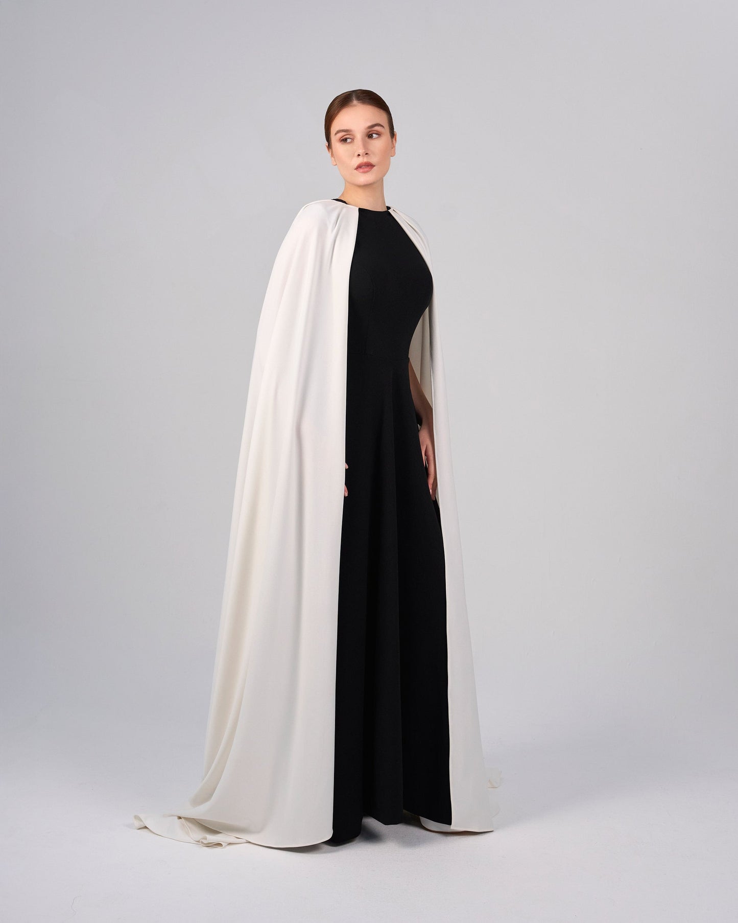 Black & white column dress with maxi cape - ODD-NOELLE
