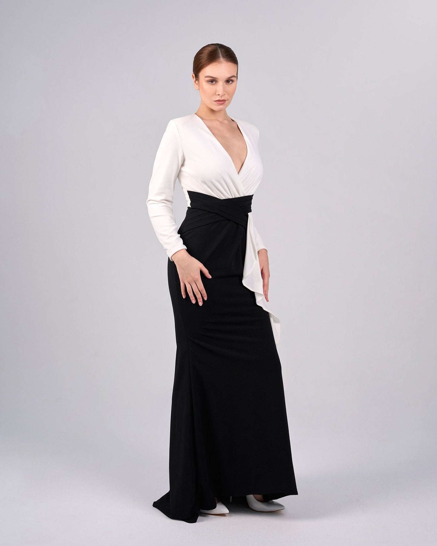 Draped V-neckline dress with ruffle-ODD-Juliah