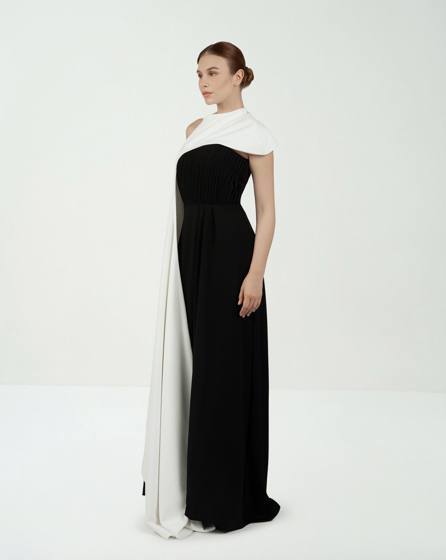 Pleated column dress with asymmetrical cape - ODD-VOREN