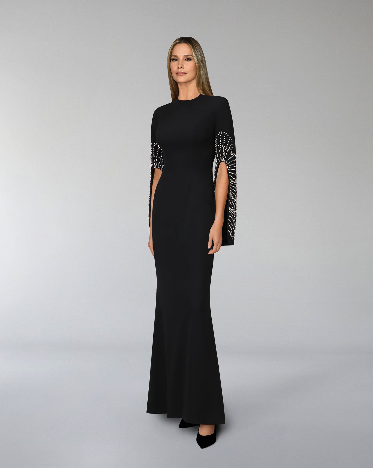 Column dress with beaded long sleeves - ODD-LOGAAN