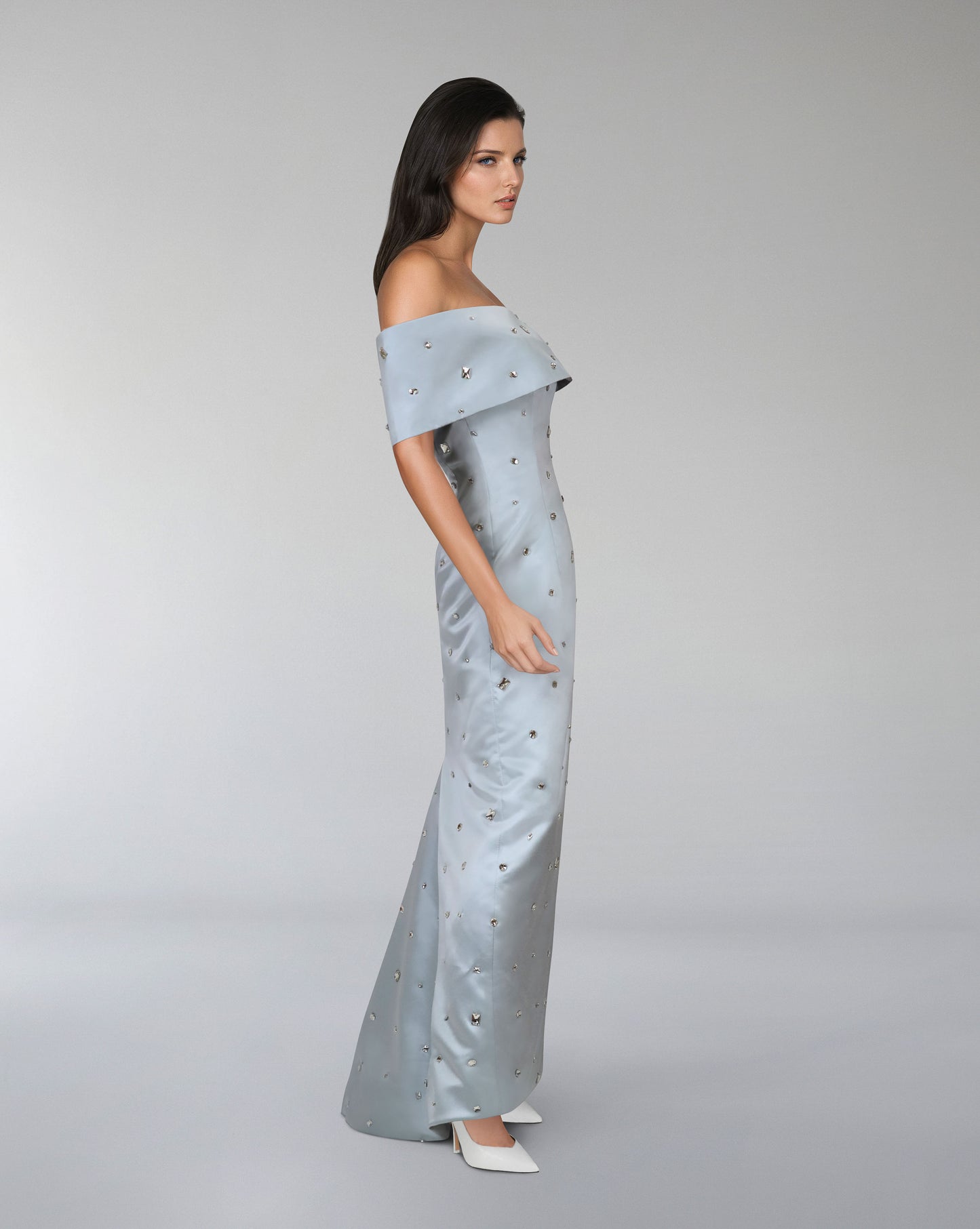 strapless beaded dress with little tail ODD-Luraal