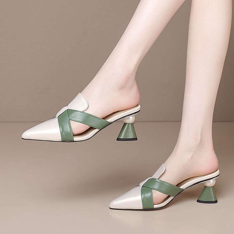 pointed leather mules with green cross straps and flared heels – ODD- VERONA